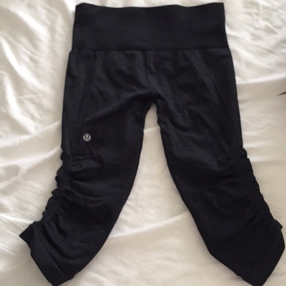 Lululemon crop leggings